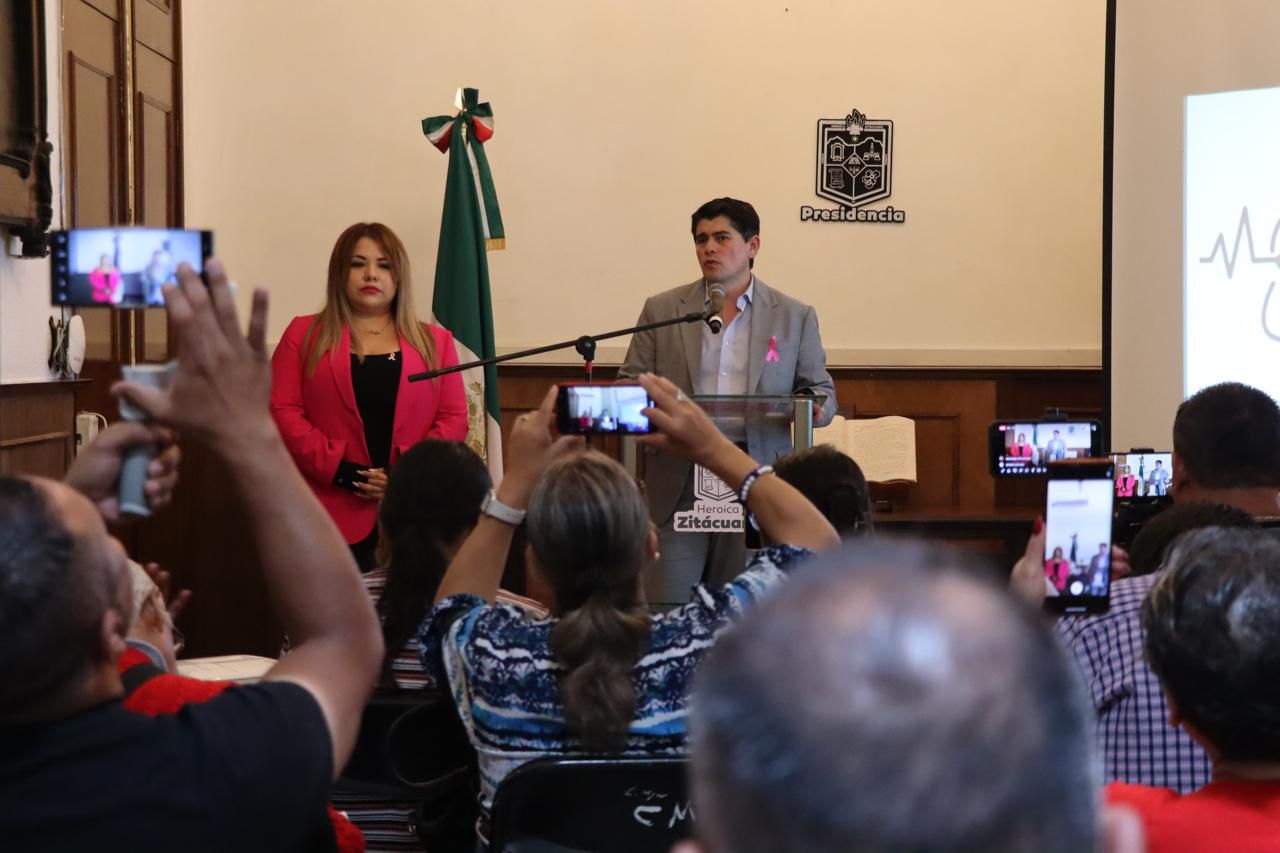 Presenta el presidente Toño Ixtláhuac servicios que ofrece la Clínica de Salud Integral Municipal